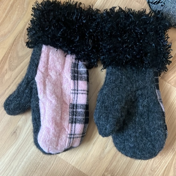 Bundle of Hand Crafted Mittens and a Beret Hat main image 5